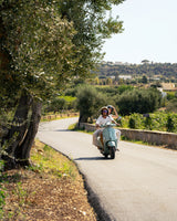 Tour in Vespa di 3 ore al Tramonto: Polignano a Mare, Conversano e Monopoli