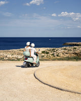 Tour de 3 horas en Vespa al atardecer: Polignano a Mare, Conversano y Monopoli
